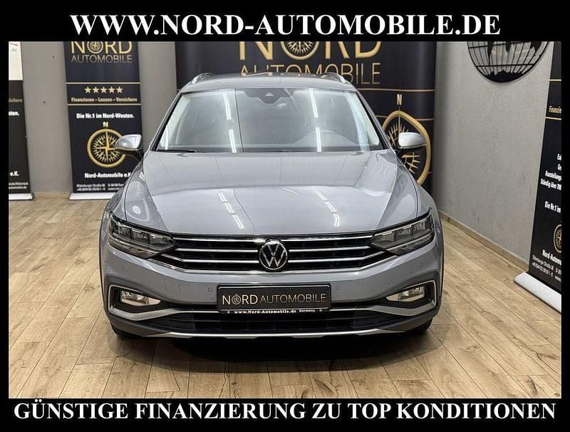 Gebraucht VW Passat Alltrack 200 PS (147 kW) 2022 Mondsteingrau Kombi