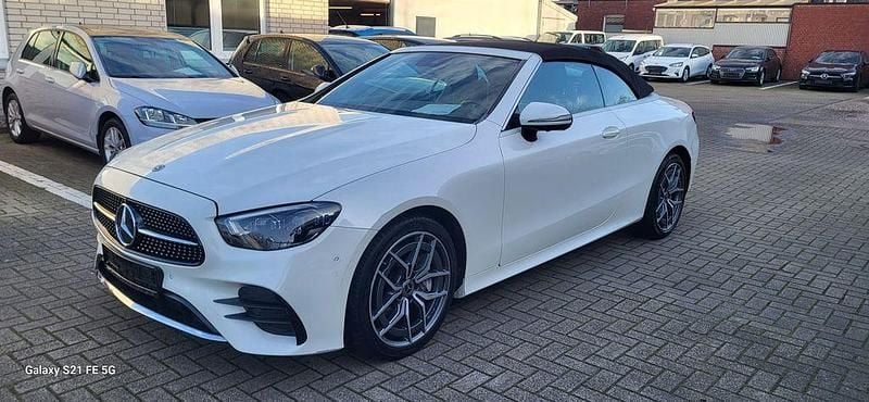 Weiß Gebraucht 2021 Mercedes E400 Sport Cabrio | 39.700 € (Guter Preis) - Bild 1/4