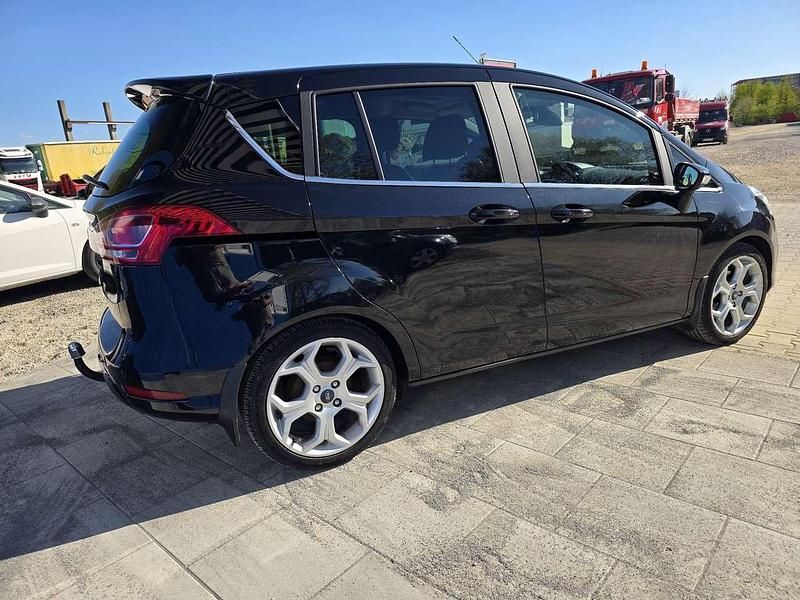 Używany Ford B-MAX Individual 95 KM (69 kW) 2010 Czarny Minivan