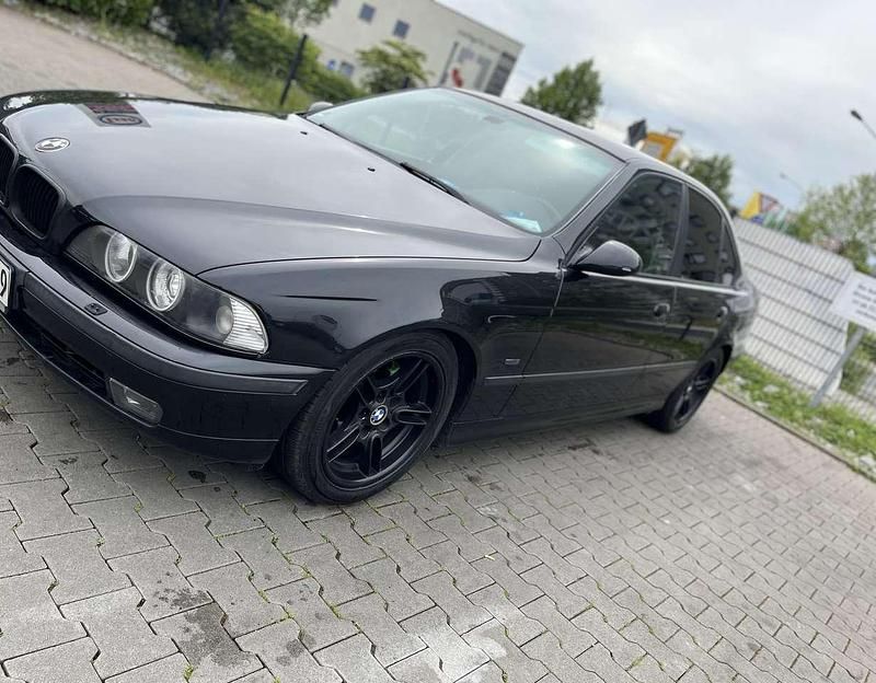 Gebraucht BMW 528 Sport Line 193 PS (141 kW) 1997 Schwarz Limousine
