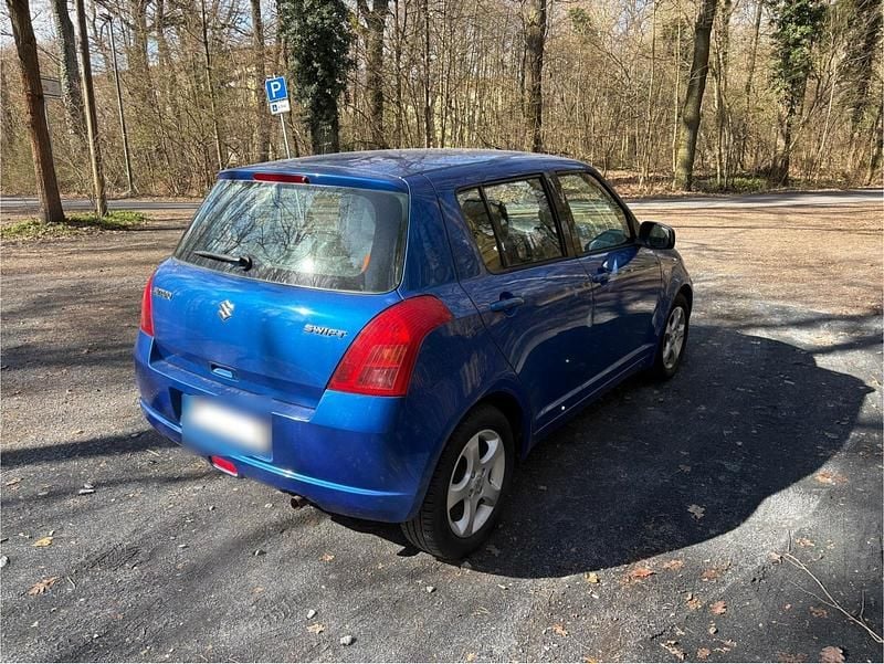 Gebraucht Suzuki Swift 92 PS (67 kW) 2005 Blau Kleinwagen