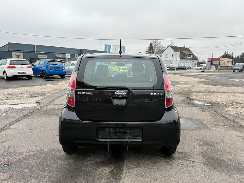 Gebraucht Subaru Justy 69 PS (50 kW) 2007 Schwarz Kleinwagen