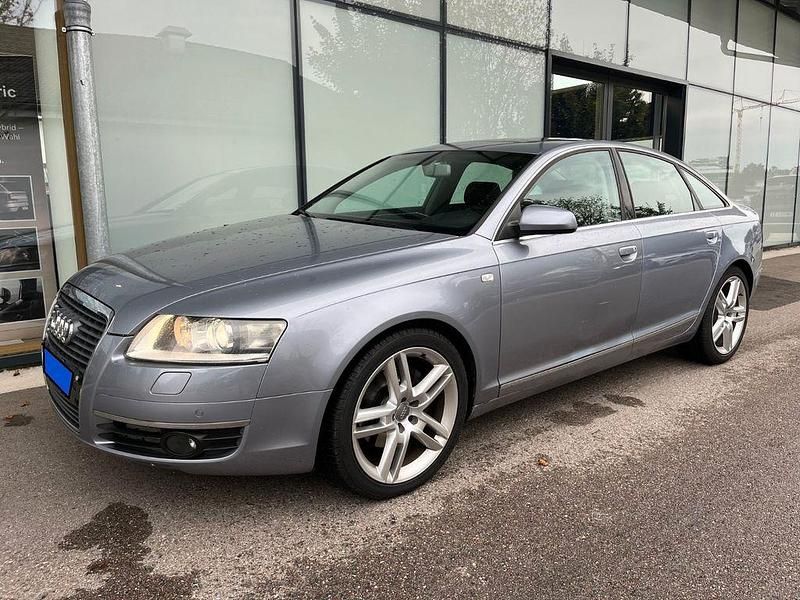 Silber Gebraucht 2004 Audi A6 Performance Limousine | 4.699 € (Fairer Preis) - Bild 1/4