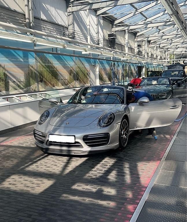 Gebraucht Porsche 911 Turbo S Cabriolet 581 PS (427 kW) 2018 Silber Cabrio