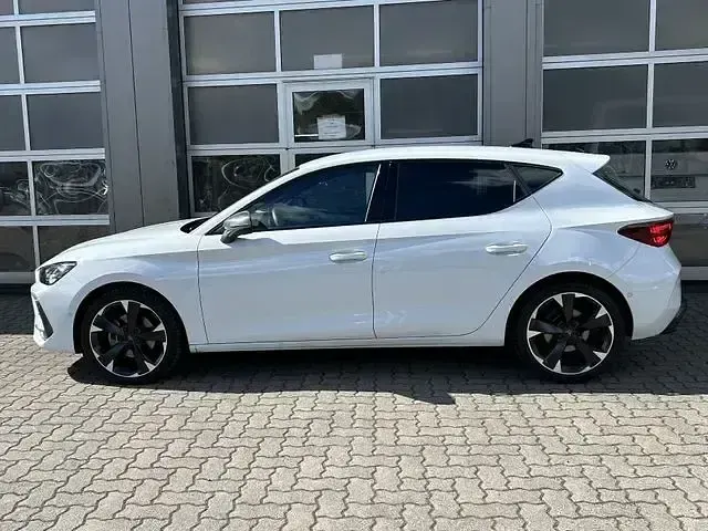 Gebraucht Cupra Leon 150 PS (110 kW) 2025 Nevada weiss Limousine