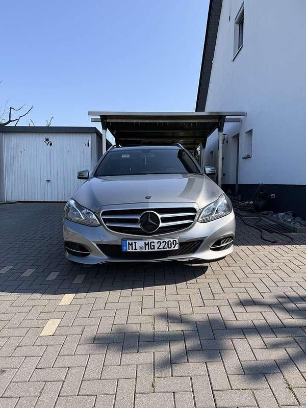 Gebraucht Mercedes E200 Edition 184 PS (135 kW) 2014 Kombi