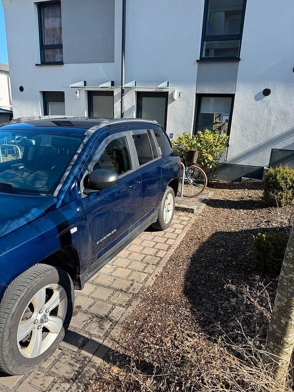 Gebraucht Jeep Compass 163 PS (119 kW) 2012 Blau SUV