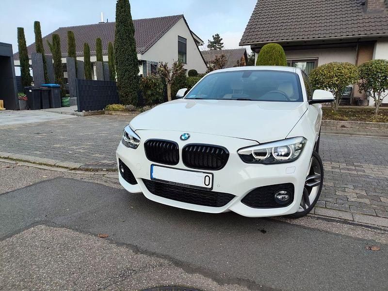 Weiß Gebraucht 2019 BMW 118 M Sport Kleinwagen | 16.990 € (Superpreis) - Bild 1/4