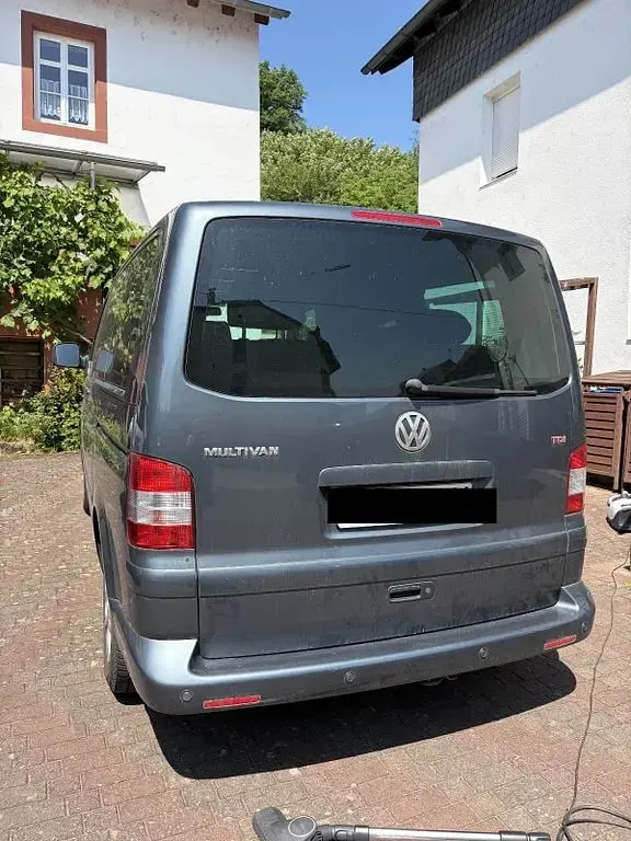 Gebraucht VW Multivan Highline 174 PS (127 kW) 2008 Grau Van / Kleinbus