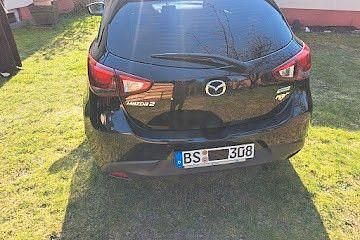 Gebraucht Mazda 2 Center-Line 105 PS (77 kW) 2016 Schwarz Limousine