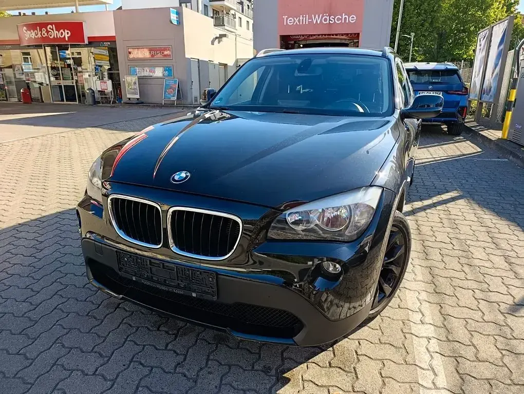 Gebraucht BMW X1 150 PS (110 kW) 2011 Schwarz SUV