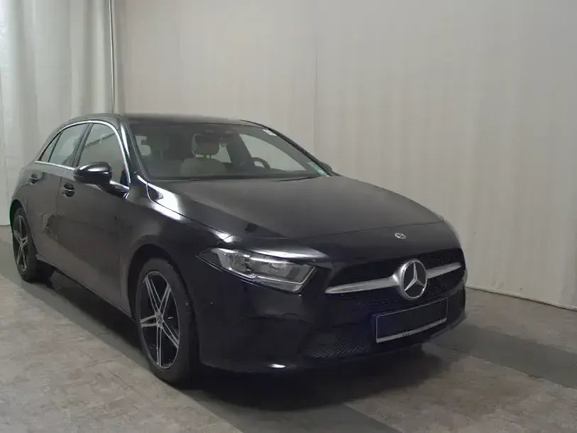 Gebraucht Mercedes A220 Progressive 190 PS (139 kW) 2022 Nachtschwarz unilack Limousine