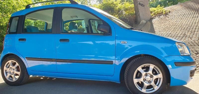Blau Gebraucht 2005 Fiat Panda Kleinwagen | 3.299 € (Teuer) - Bild 1/4
