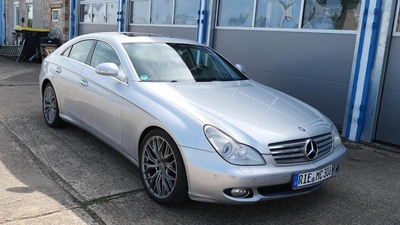 Gebraucht Mercedes CLS350 272 PS (200 kW) 2005 Silber Coupé