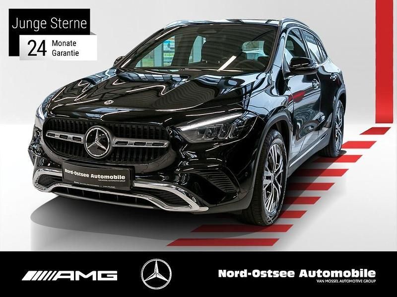 Metalliclack kosmosschwarz Gebraucht 2025 Mercedes GLA200 Progressive SUV | 38.990 € (Guter Preis) - Bild 1/4
