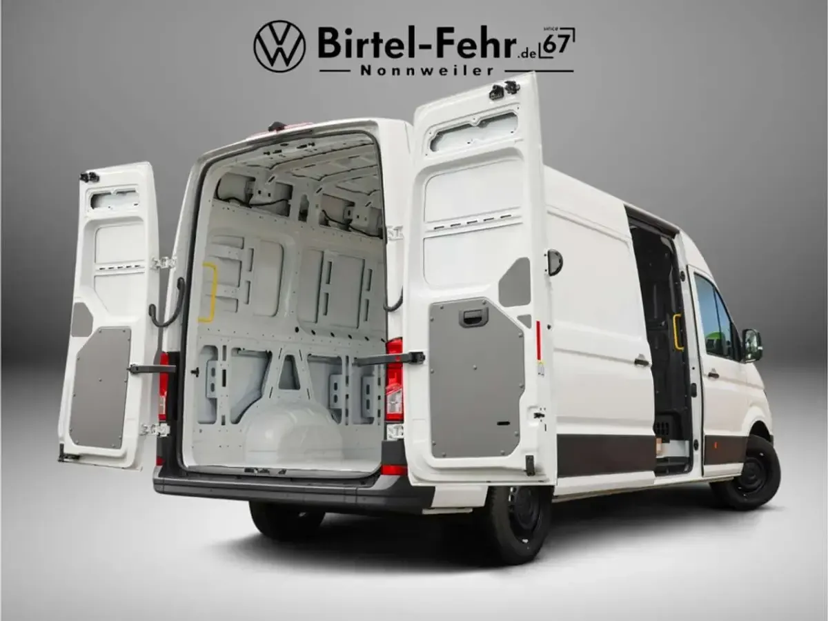 Używany VW Crafter 140 KM (102 kW) 2024 Biały Van