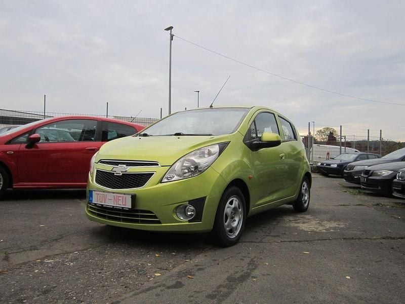 Grün Gebraucht 2010 Chevrolet Spark LS Kleinwagen | 2.400 € (Fairer Preis) - Bild 1/4