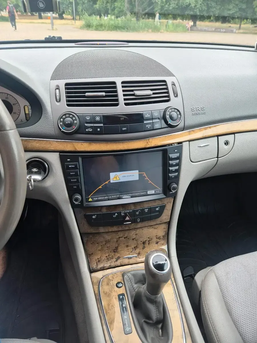 Gebraucht Mercedes E280 190 PS (139 kW) 2006 Schwarz Limousine