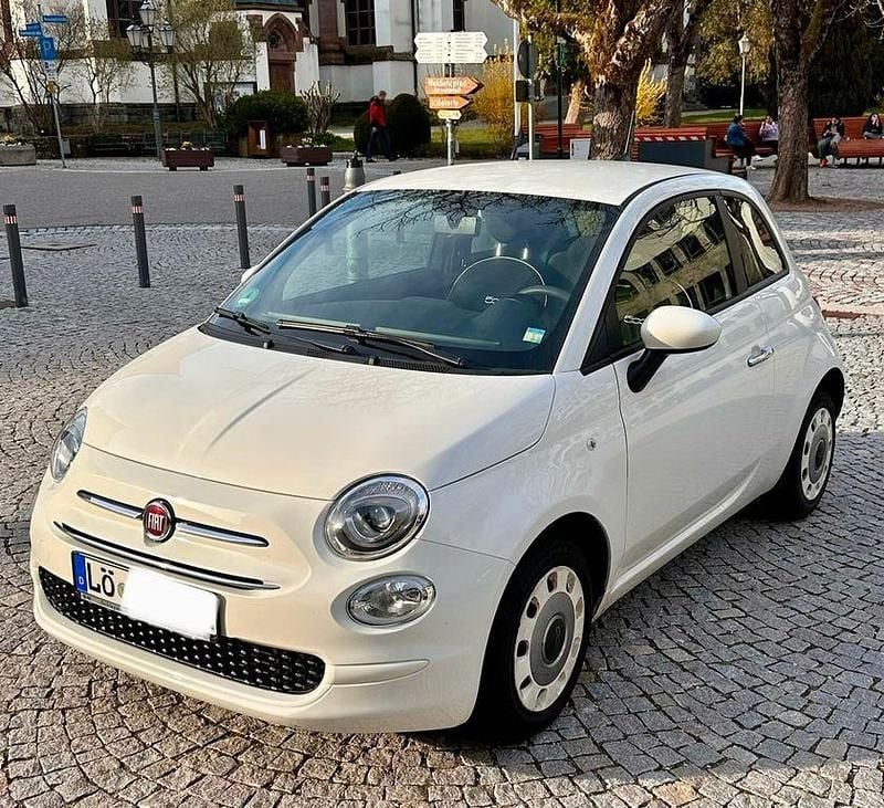 Gebraucht Fiat 500 Lounge 69 PS (50 kW) 2020 Weiß Kleinwagen