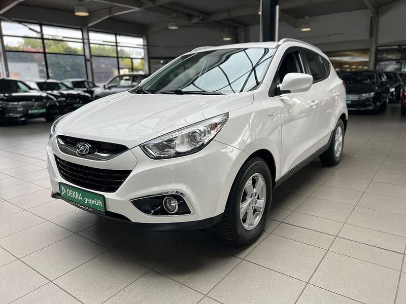 Weiß Gebraucht 2013 Hyundai ix35 Edition SUV | 8.790 € (Fairer Preis) - Bild 1/4