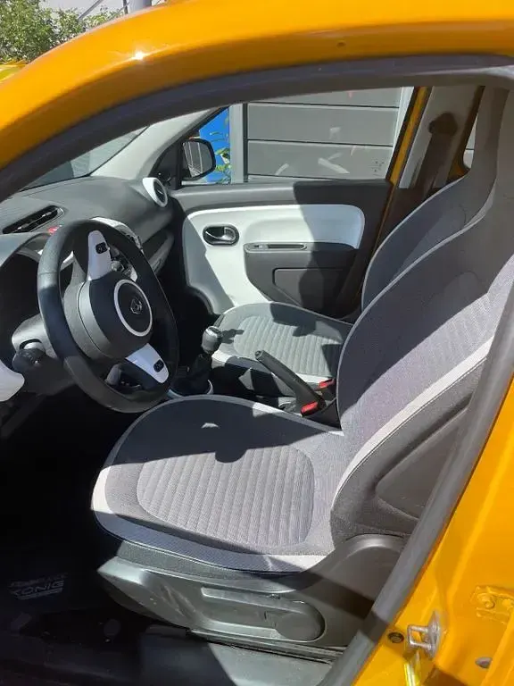 Gebraucht Renault Twingo LIMITED 73 PS (53 kW) 2020 Gelb Kleinwagen