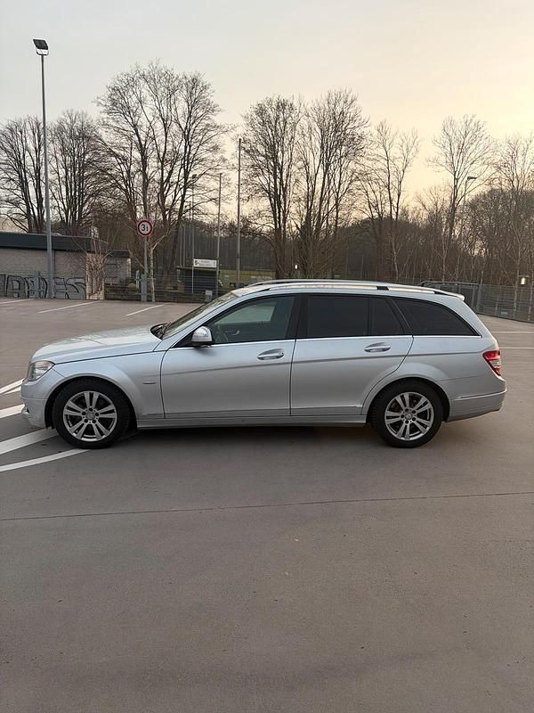 Gebraucht Mercedes C220 170 PS (125 kW) 2007 Silber Kombi