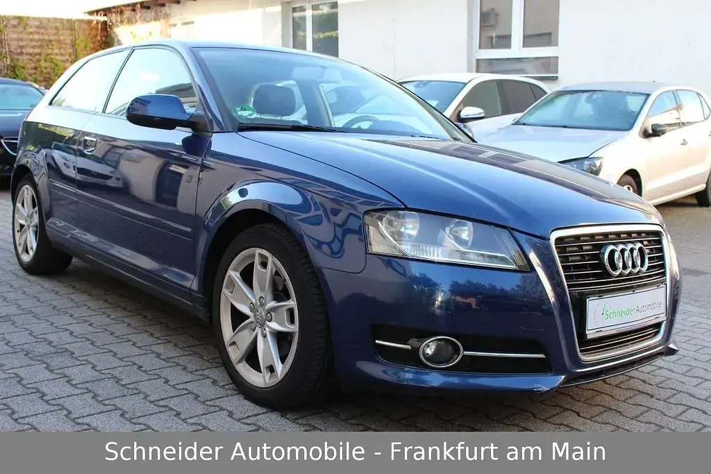 Używany Audi A3 Ambition 105 KM (77 kW) 2011 Niebieski Hatchback