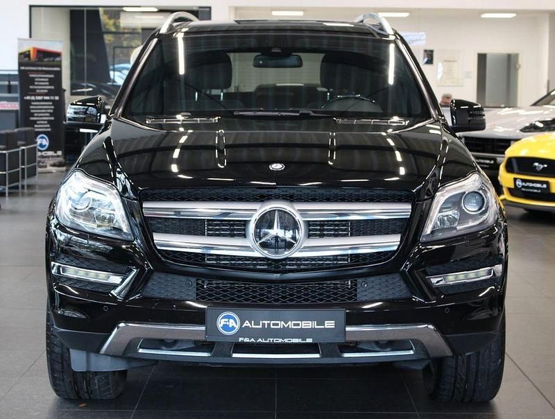 Gebraucht Mercedes GL350 258 PS (189 kW) 2015 Schwarz SUV