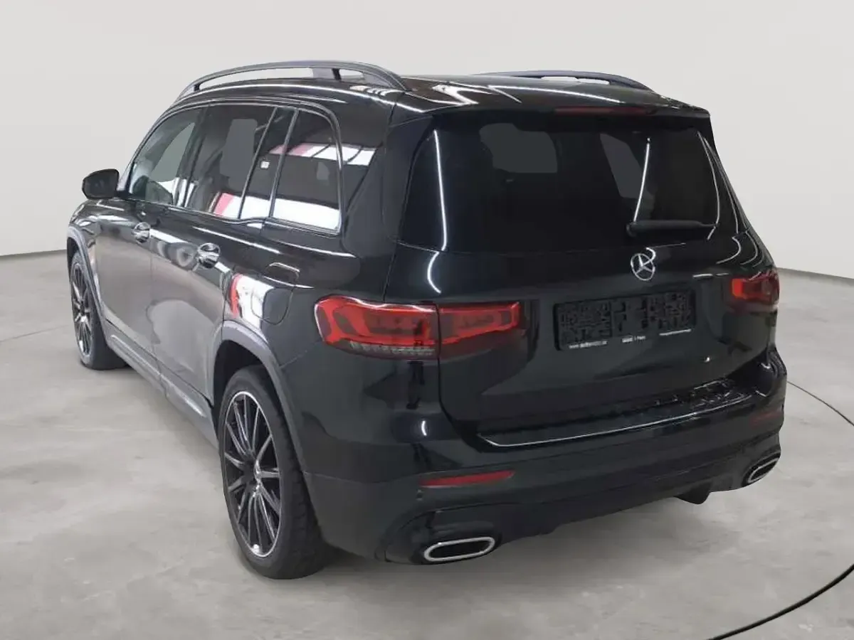 Gebraucht Mercedes GLB220 AMG line 190 PS (139 kW) 2022 Kosmosschwarz metallic SUV