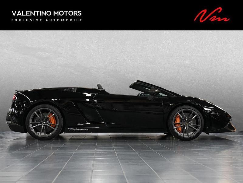 Gebraucht Lamborghini Gallardo 570 PS (419 kW) 2012 Nero noctis Cabrio