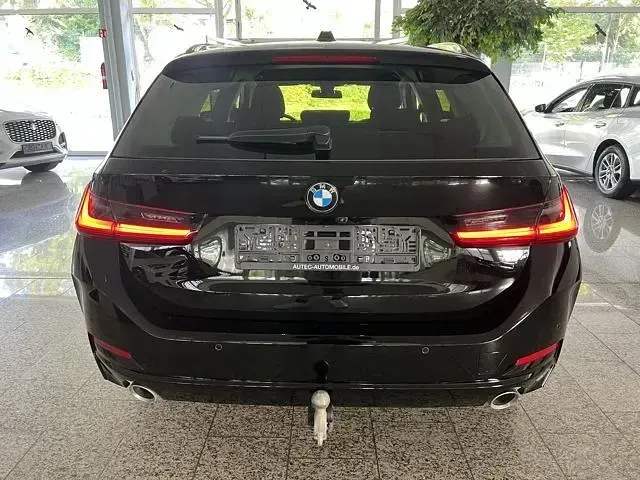 Gebraucht BMW 318 Comfort Edition 150 PS (110 kW) 2024 Schwarz ii Kombi