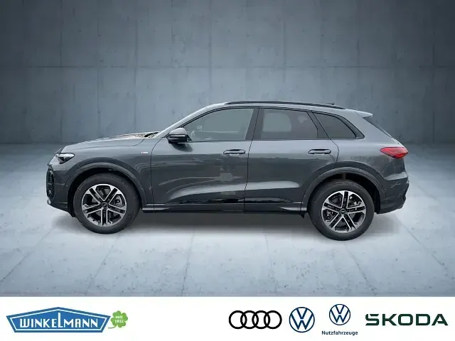Nouă Audi Q5 Ambiente 204 CP (150 kW) 2025 Gri SUV