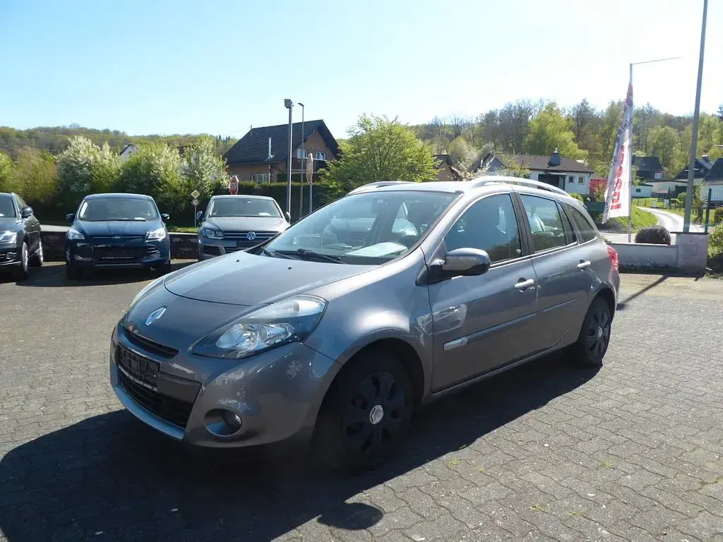 Gebraucht Renault Clio Dynamique 75 PS (55 kW) 2009 Grau Limousine