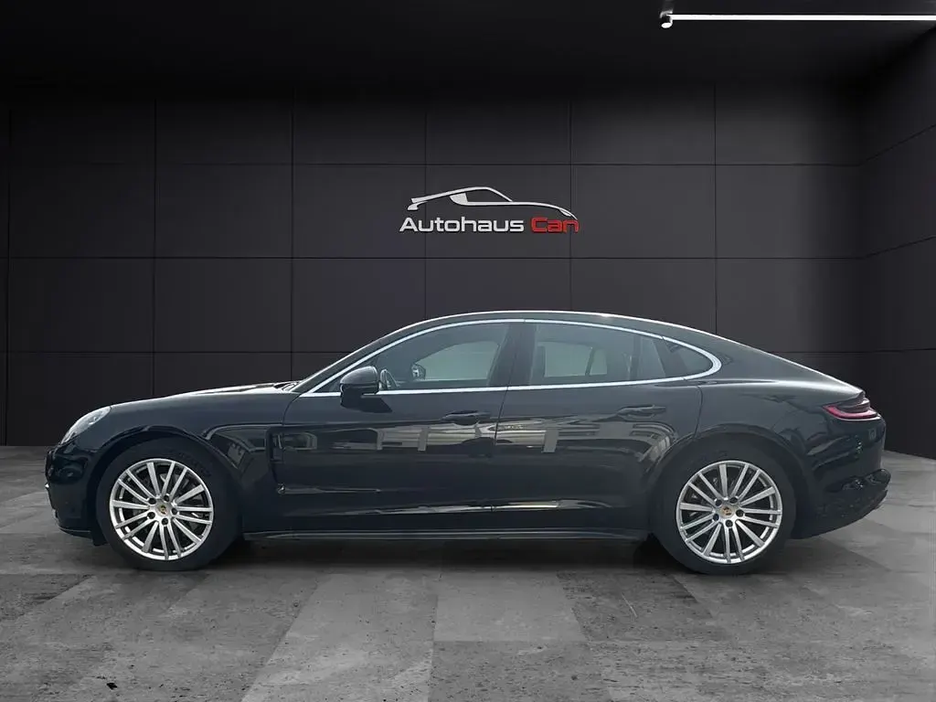 Gebraucht Porsche Panamera 4S 441 PS (324 kW) 2017 Schwarz Kleinwagen