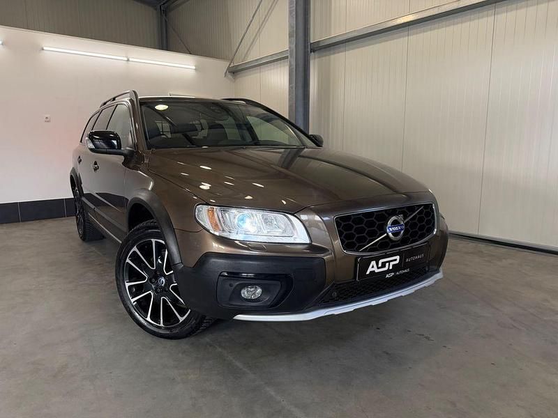 Gebraucht Volvo XC70 215 PS (158 kW) 2015 Braun Kombi