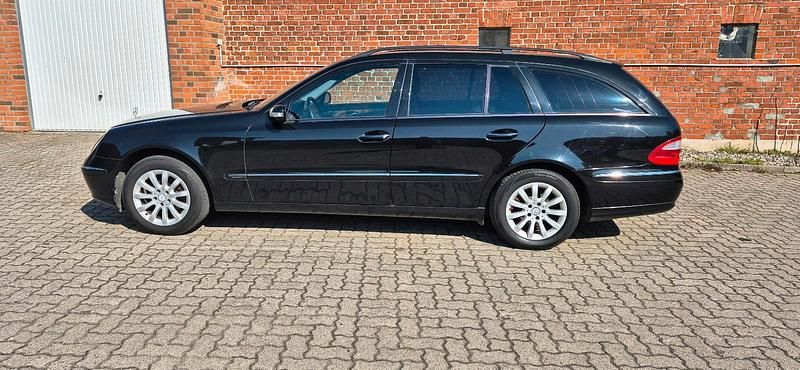 Gebraucht Mercedes E220 150 PS (110 kW) 2006 Kombi