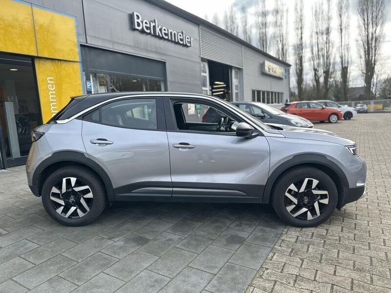 Gebraucht Opel Mokka-e Elegance 100 kW (136 PS) 2022 Quarz silb (metallic) SUV
