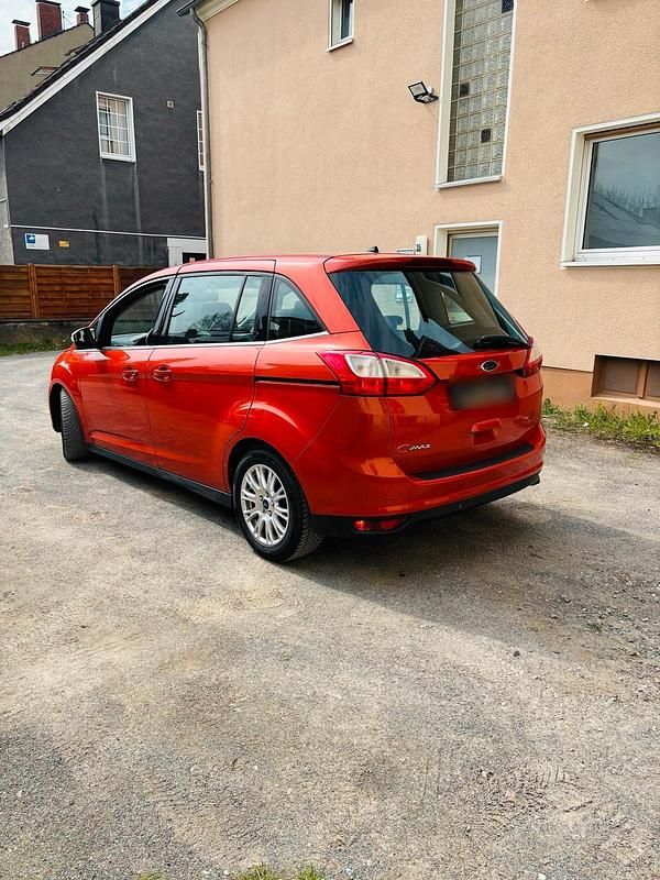 Usata Ford Grand C-Max 2011 Arancione Monovolume