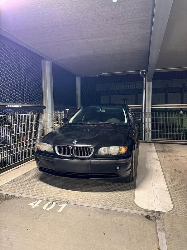 Gebraucht BMW 320 Sport Line 170 PS (125 kW) 2003 Schwarz Limousine