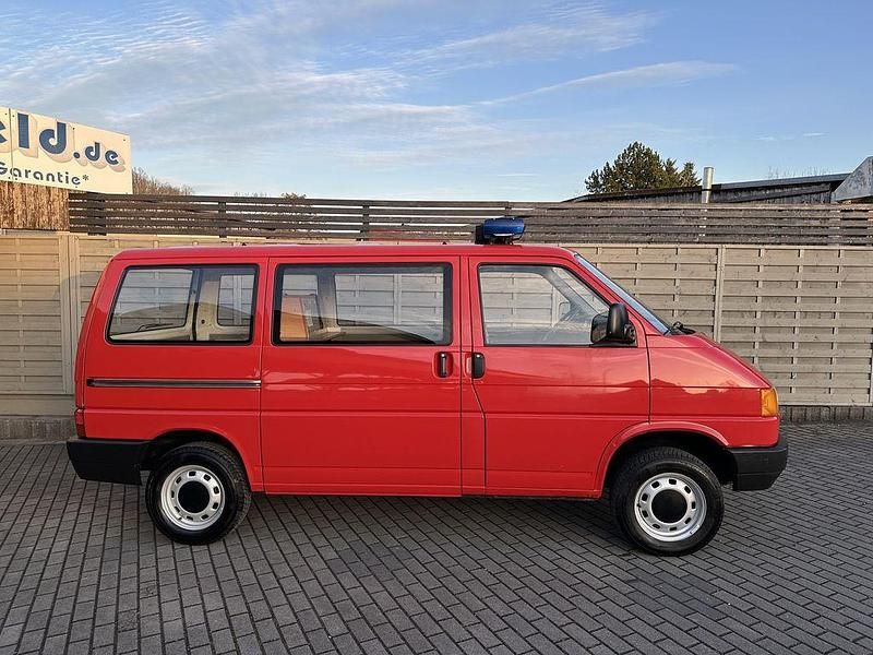 Gebraucht VW T4 77 PS (56 kW) 1990 Rot Van
