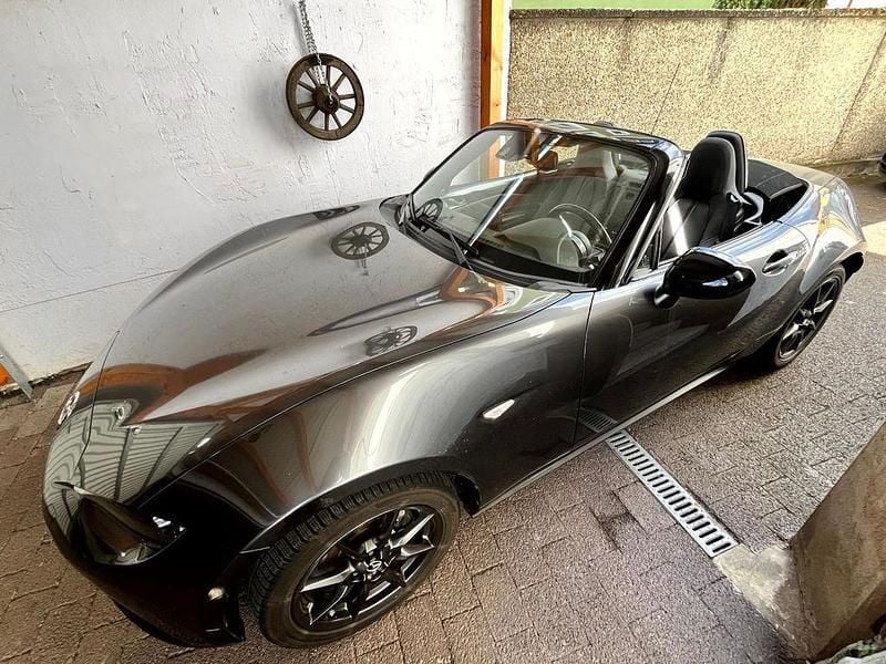 Gebraucht Mazda MX5 Prime-Line 131 PS (96 kW) 2018 Grau Cabrio