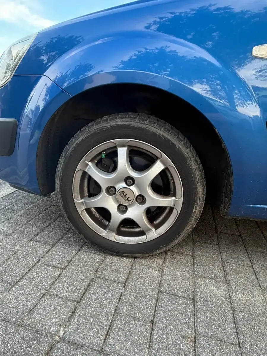 Gebraucht Kia Rio 96 PS (70 kW) 2006 Blau Kleinwagen