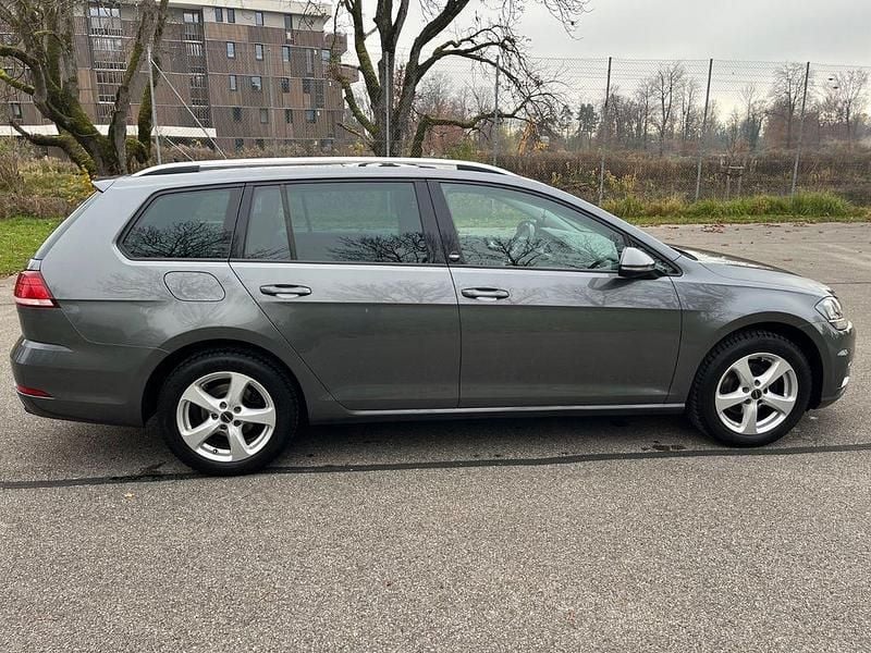 Gebraucht VW Golf VII Sound 150 PS (110 kW) 2017 Grau Kombi