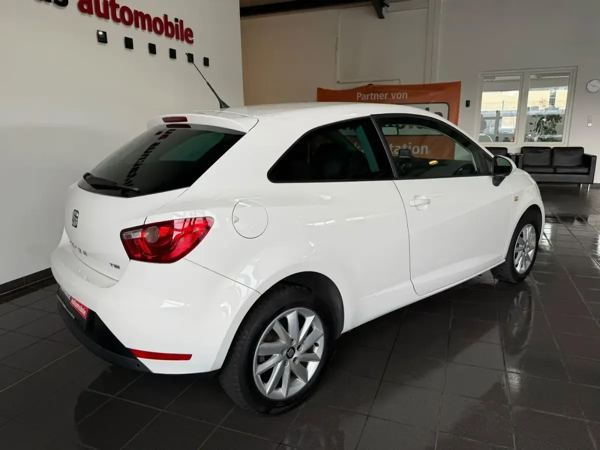 Gebraucht Seat Ibiza SC Style 105 PS (77 kW) 2015 Weiß Kleinwagen