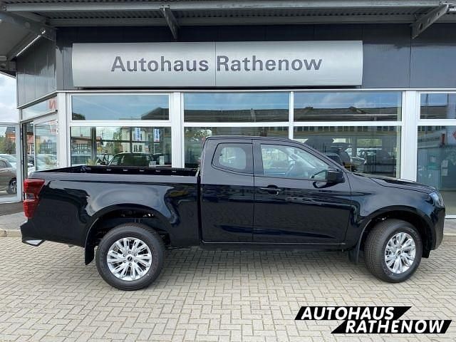 Neu Isuzu D-Max 163 PS (119 kW) 2026 Onyx black Pickup