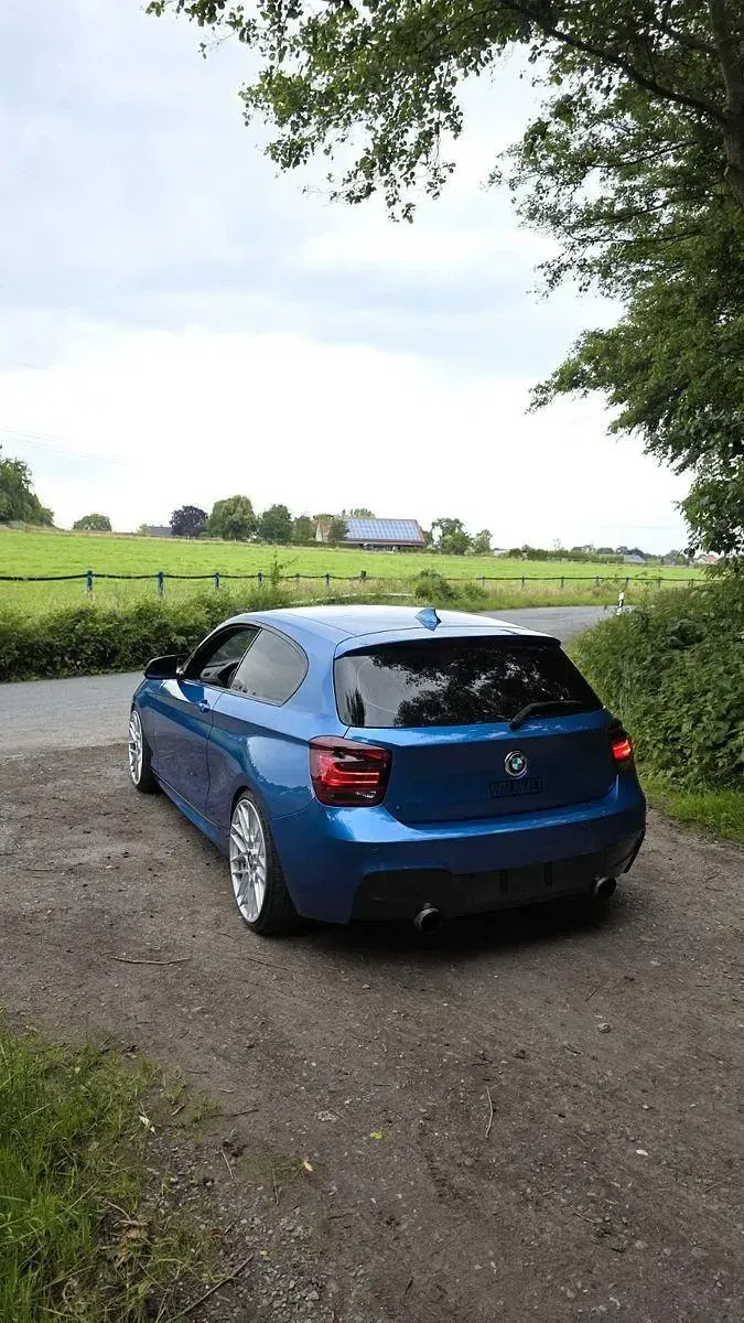 Gebraucht BMW M135 Performance 320 PS (235 kW) 2012 Blau Kleinwagen