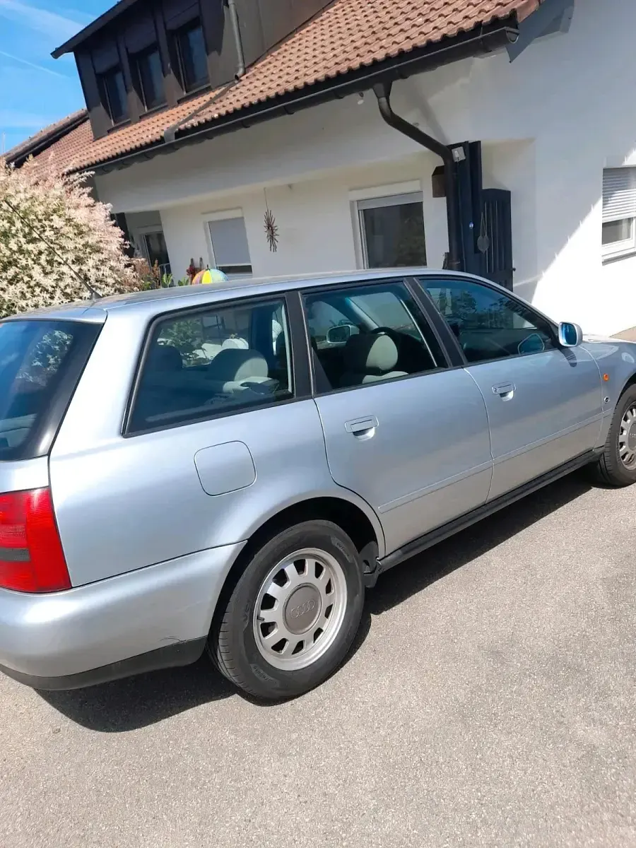 Gebraucht Audi A4 150 PS (110 kW) 1996 Silber Kombi