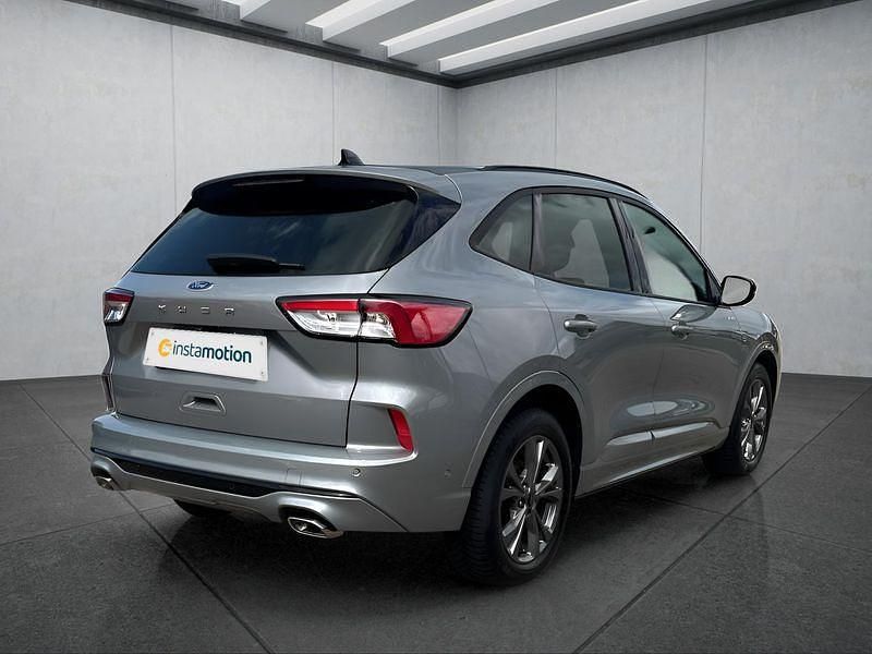Gebraucht Ford Kuga 150 PS (110 kW) 2024 Silber SUV
