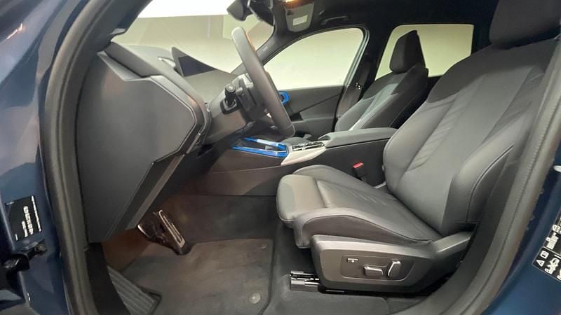 Gebraucht BMW X3 Efficient Dynamics 197 PS (144 kW) 2025 Arctic race blue metallic SUV