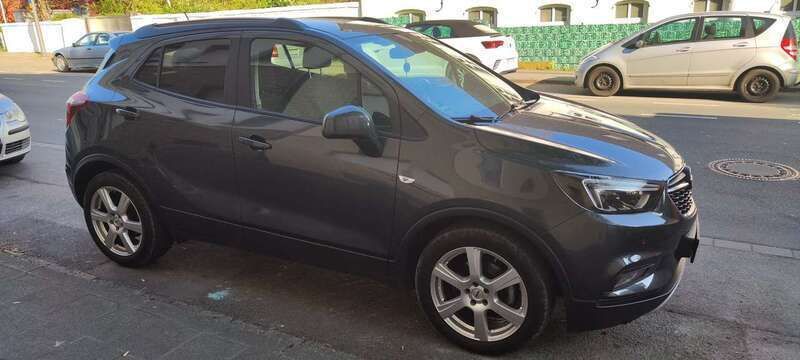 Grau Gebraucht 2017 Opel Mokka X SUV | 12.000 € (Etwas zu teuer) - Bild 1/4